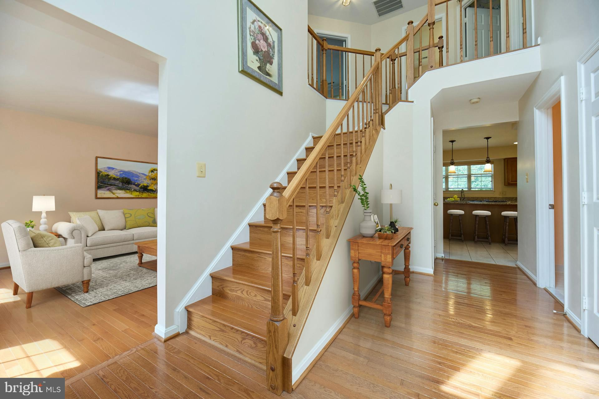 5516 Newhall Ct
