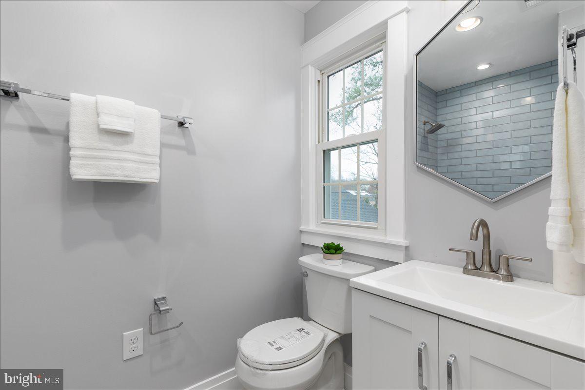 9401 Ferry Landing Ct