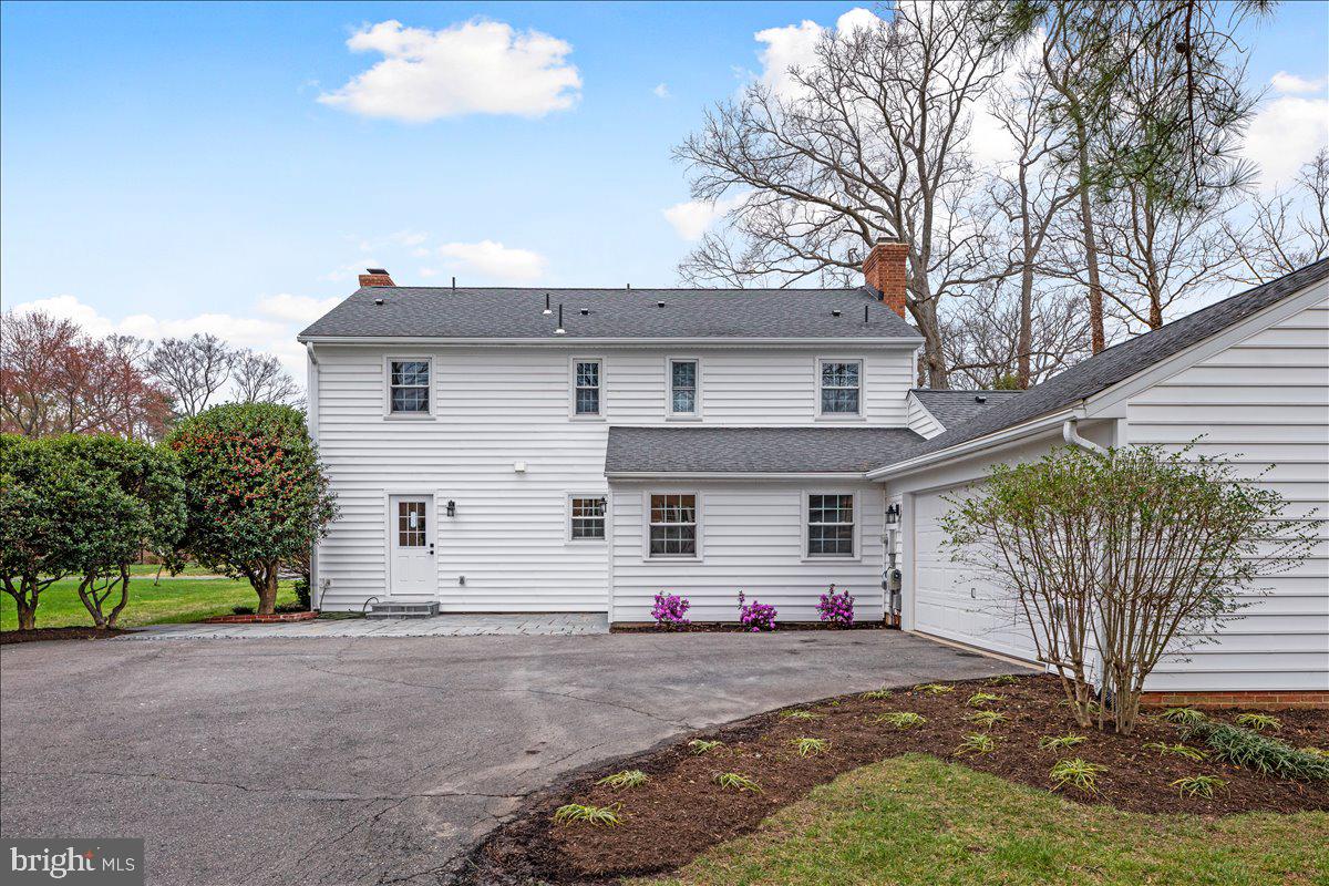 9401 Ferry Landing Ct