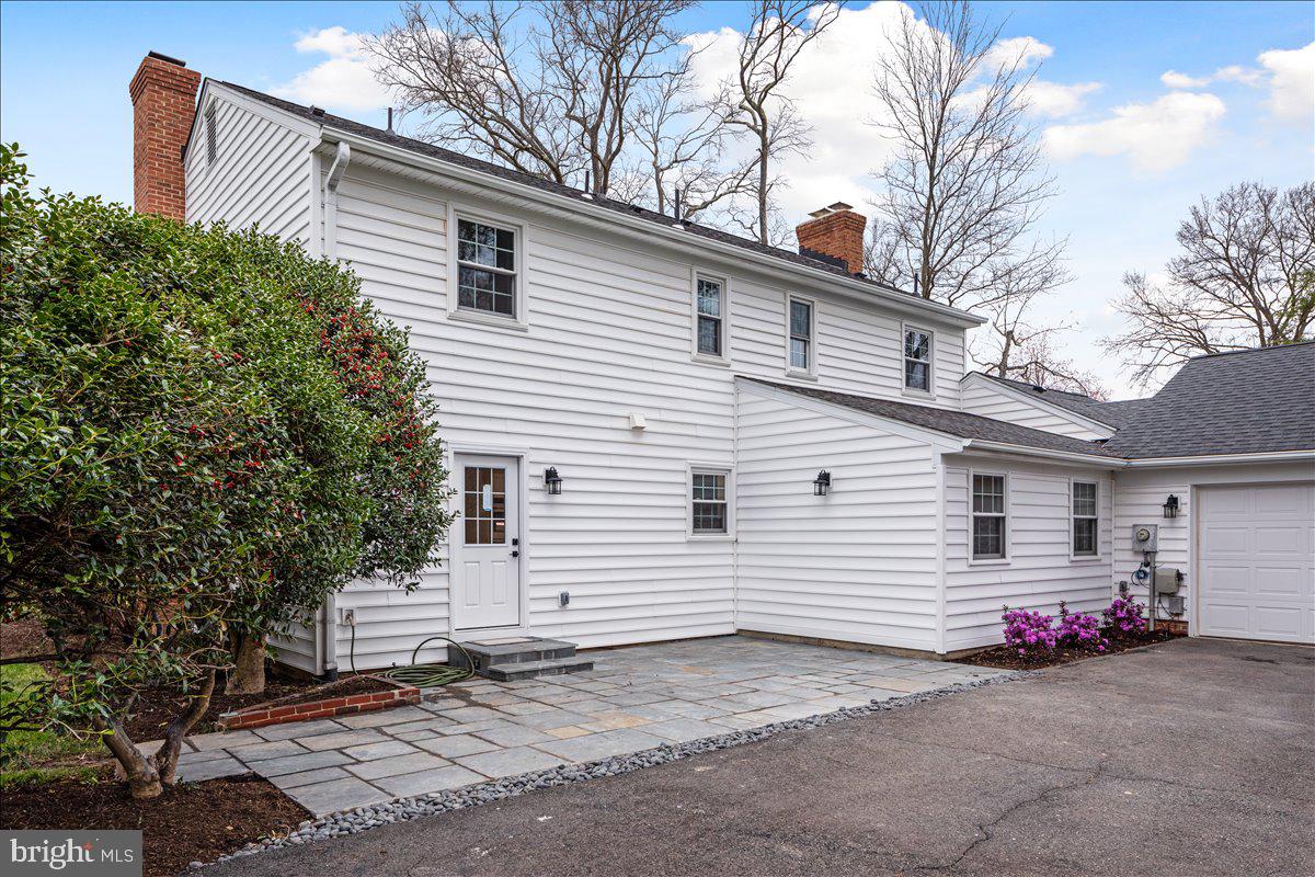 9401 Ferry Landing Ct