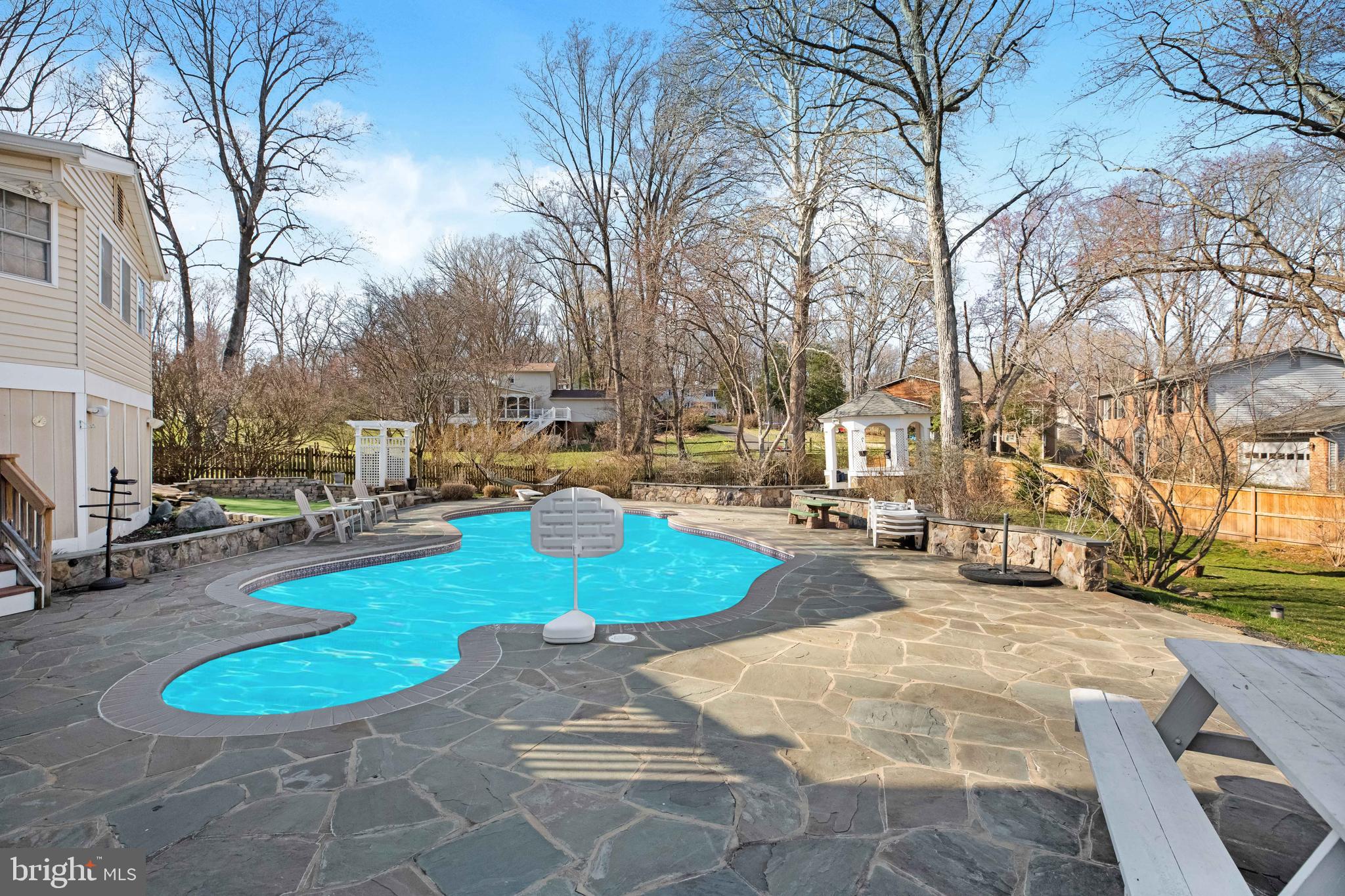 9810 BRIDLERIDGE CT