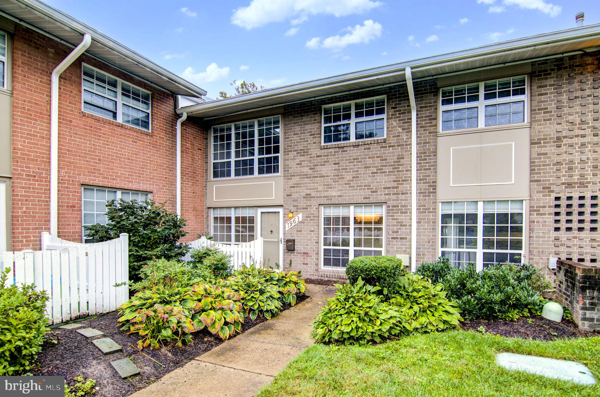 1963 Kennedy Dr #1963