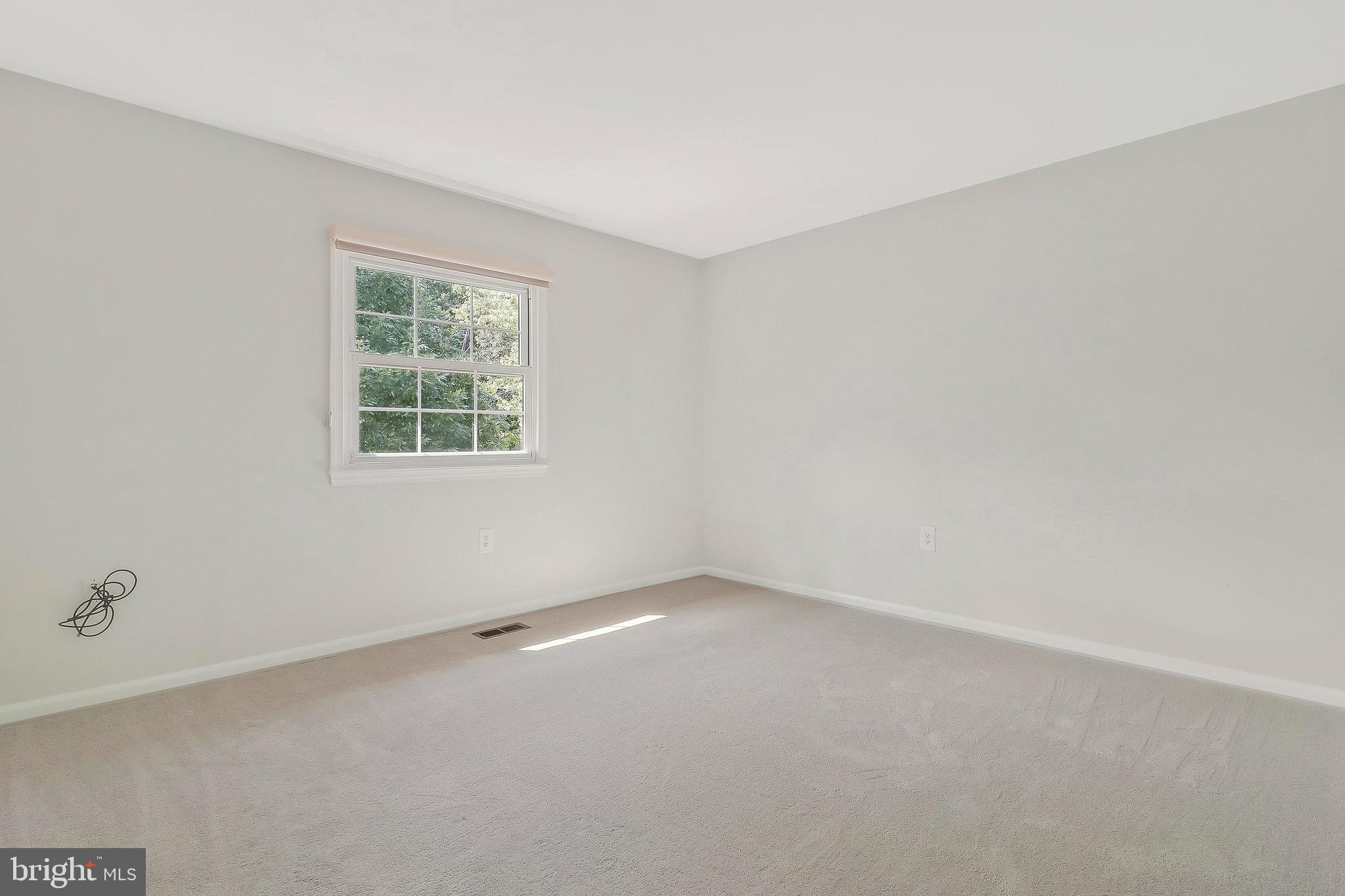 808 Hunter Ct SW