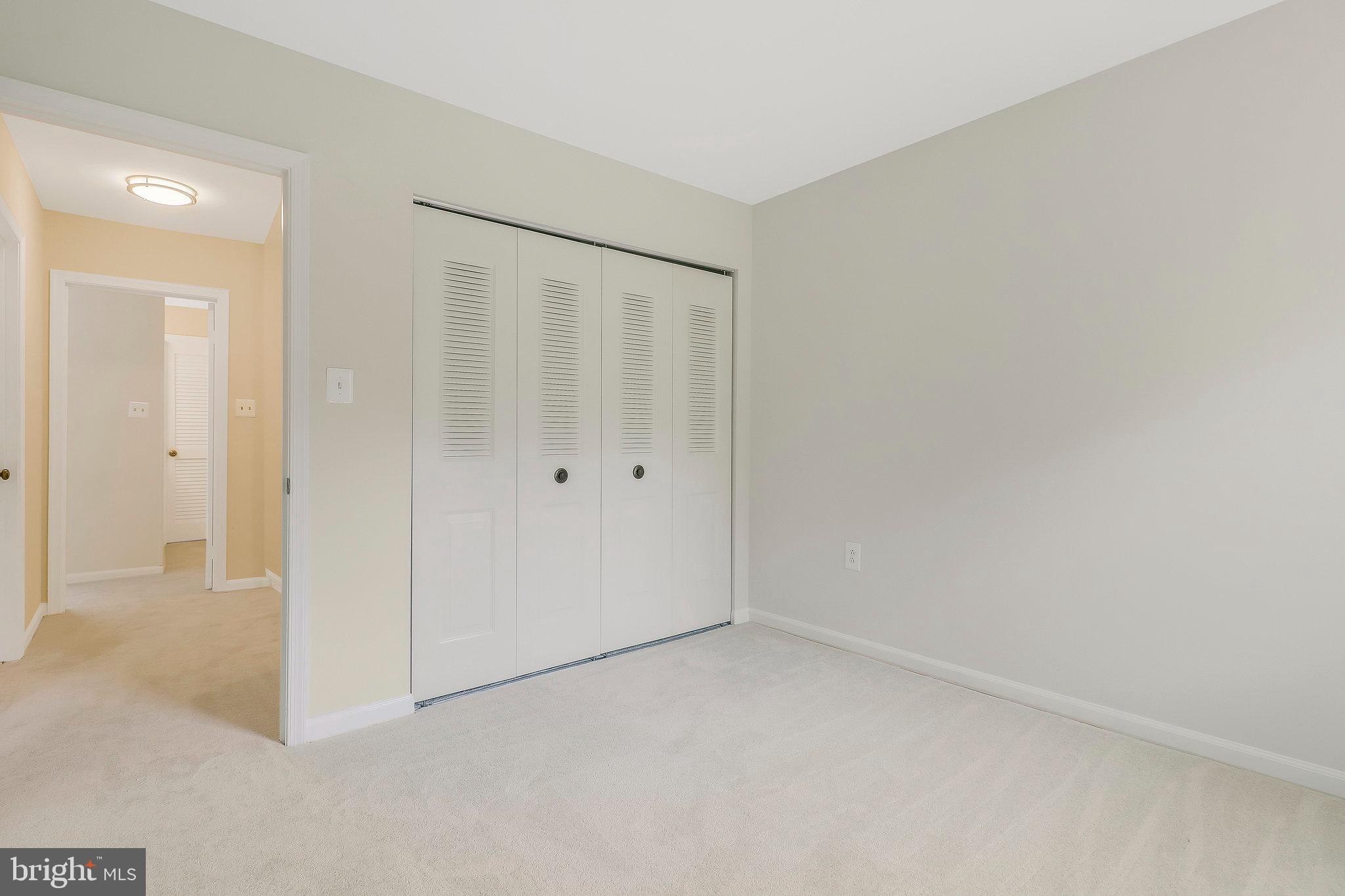 808 Hunter Ct SW