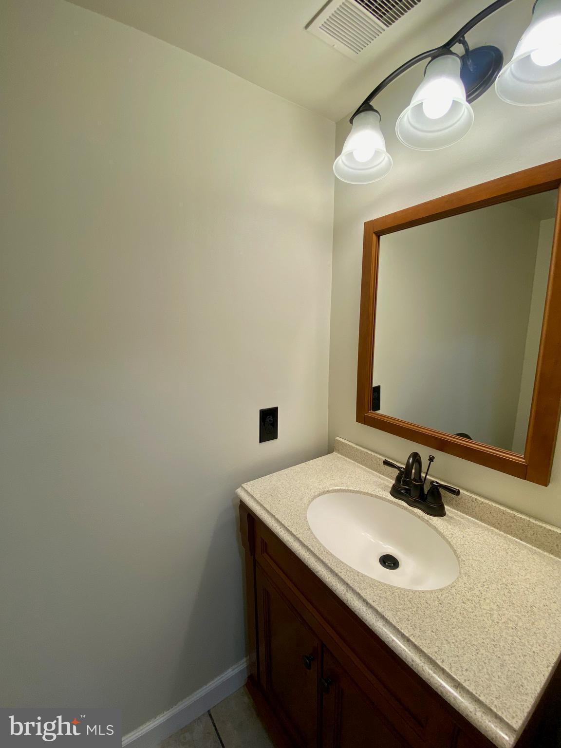 3871-B STEPPES CT #3871B