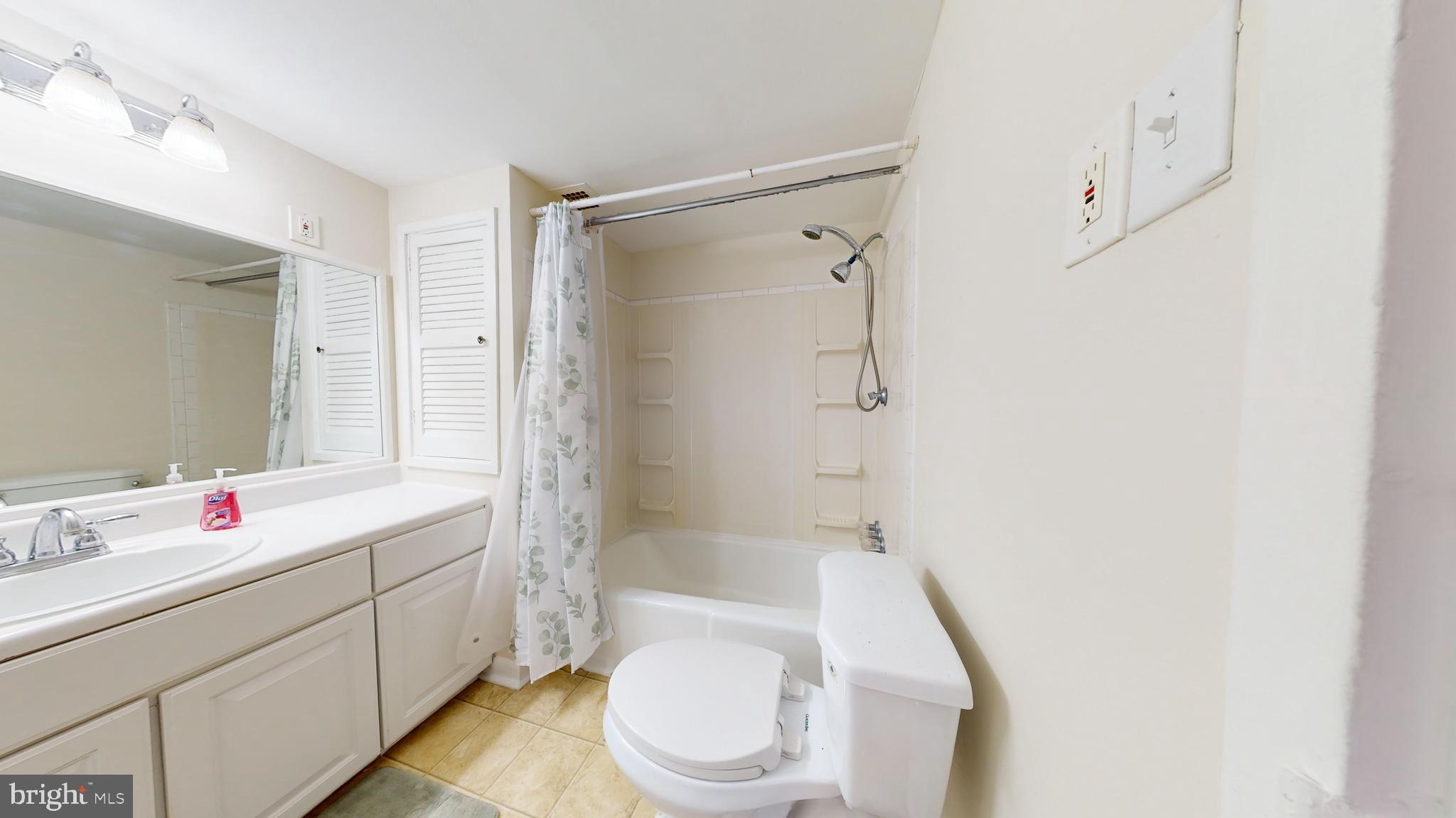 2613 Huntington Ave #50