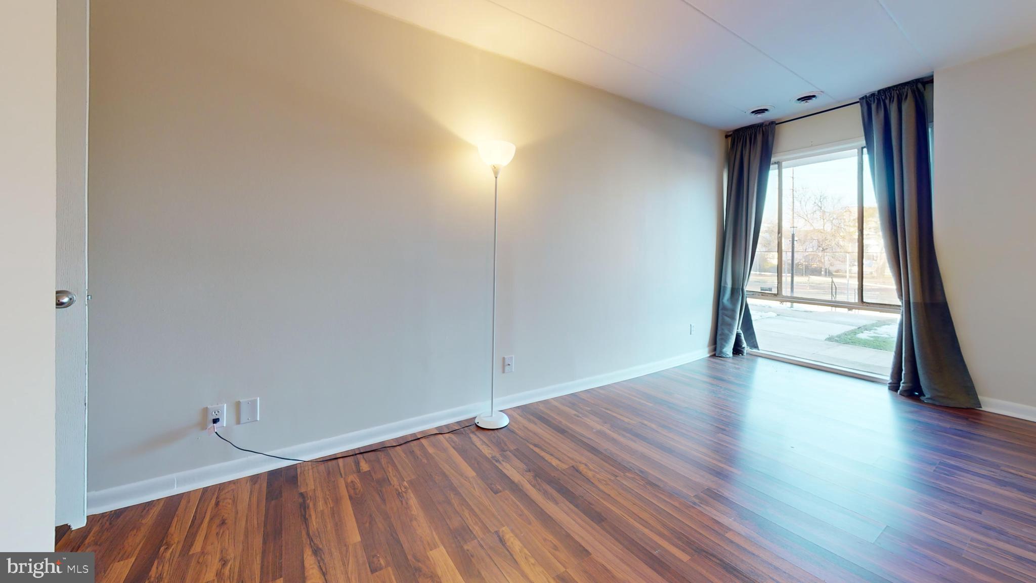 2613 Huntington Ave #50