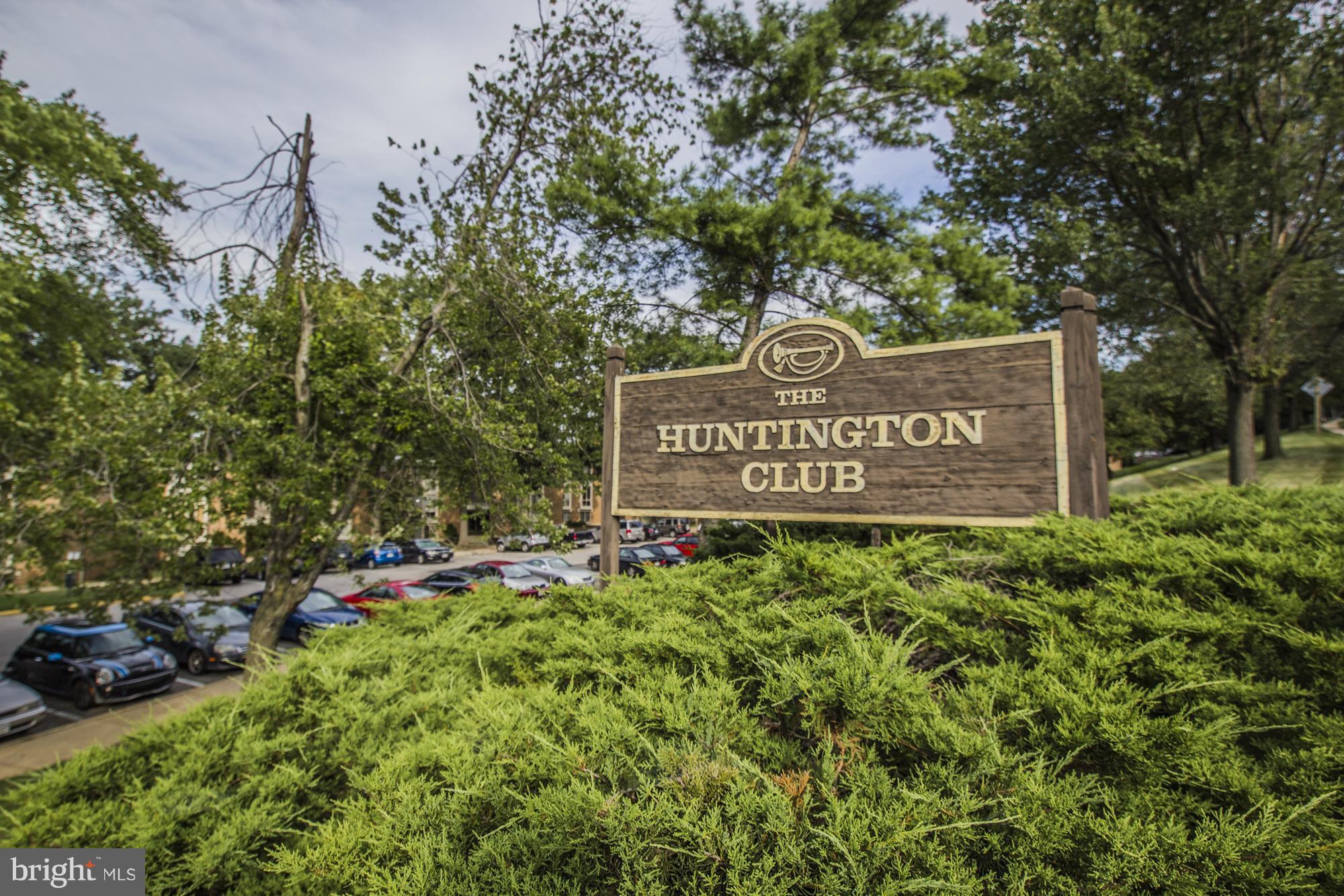 2613 Huntington Ave #50