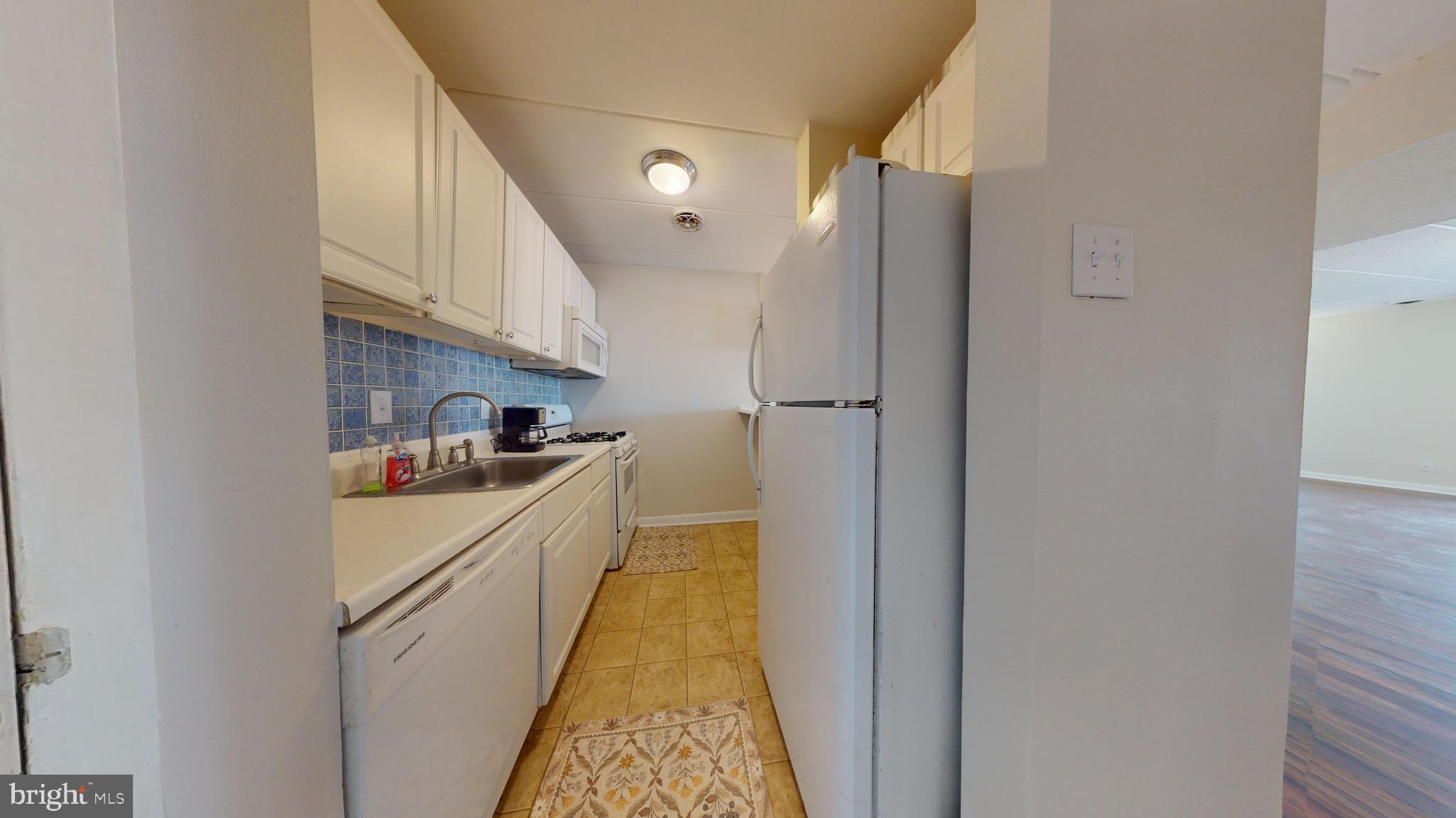 2613 Huntington Ave #50