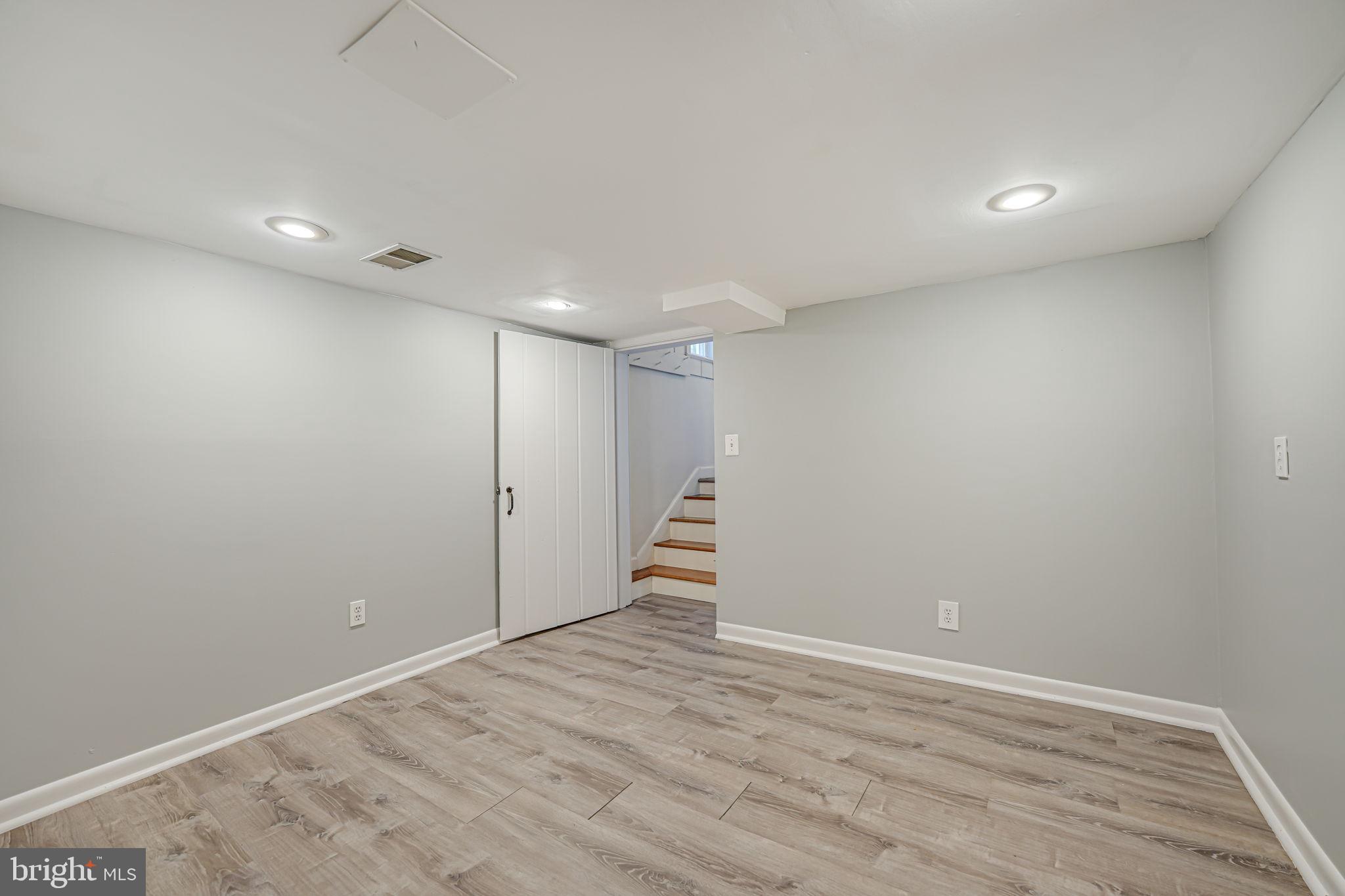 10315 Blake Ln