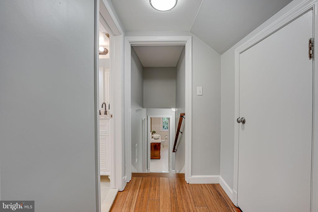 10315 Blake Ln