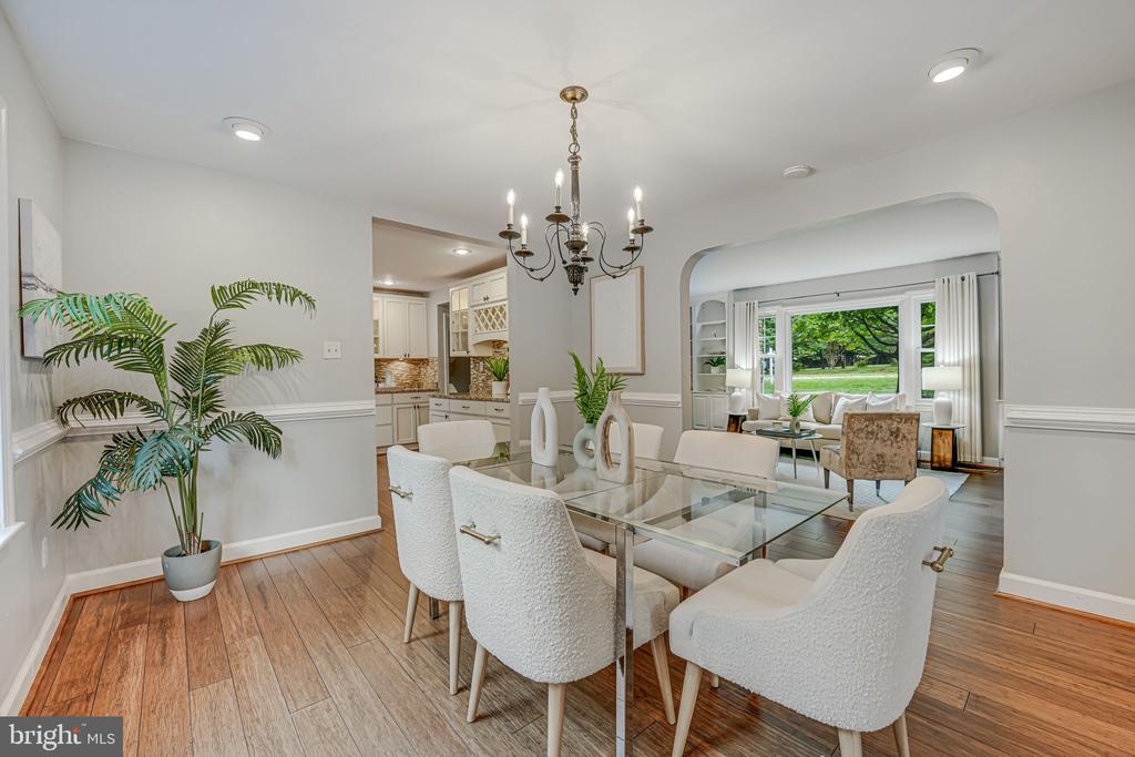 10315 Blake Ln