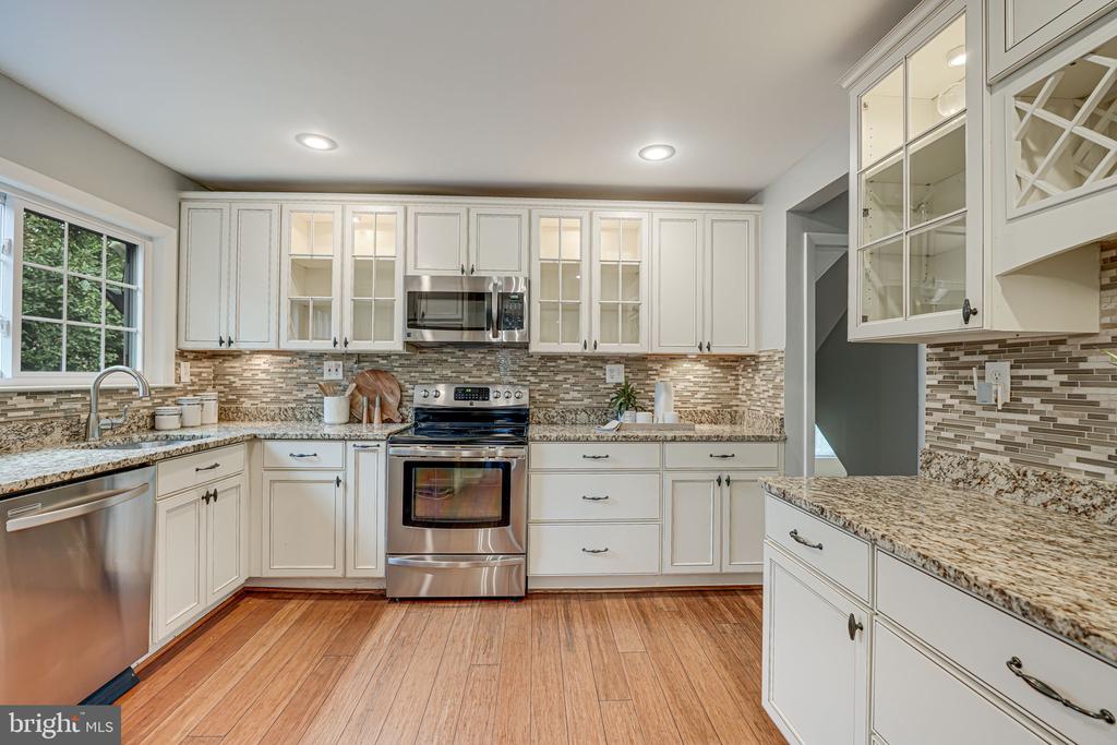 10315 Blake Ln