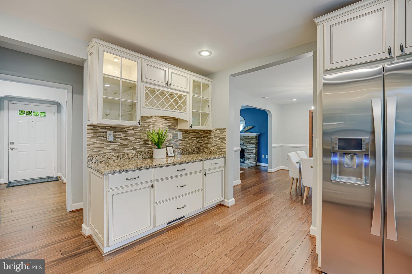 10315 Blake Ln