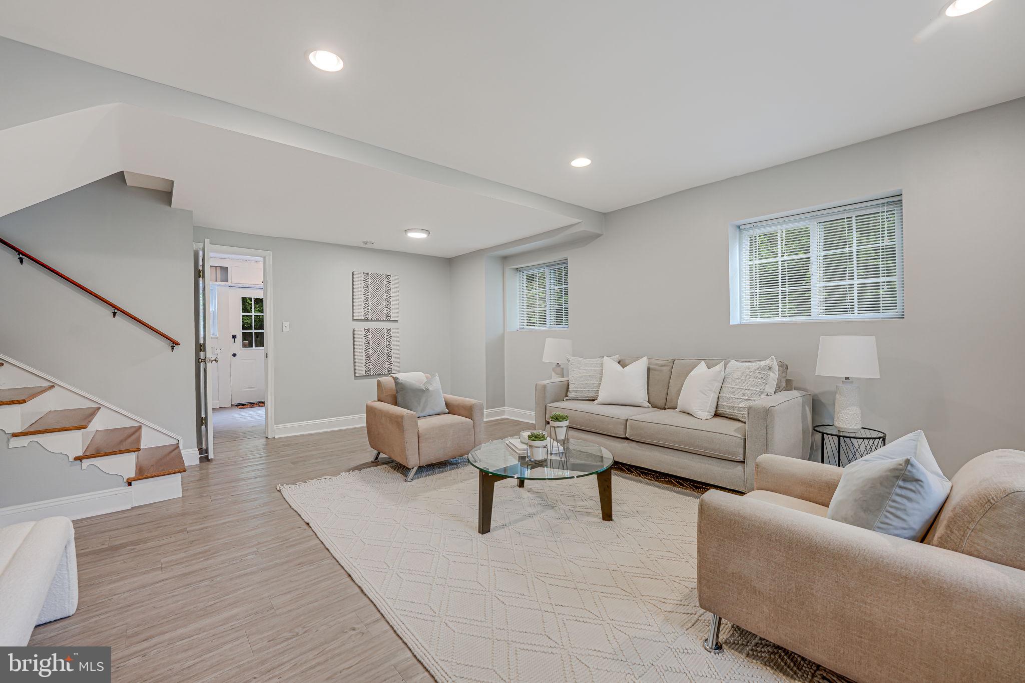 10315 Blake Ln