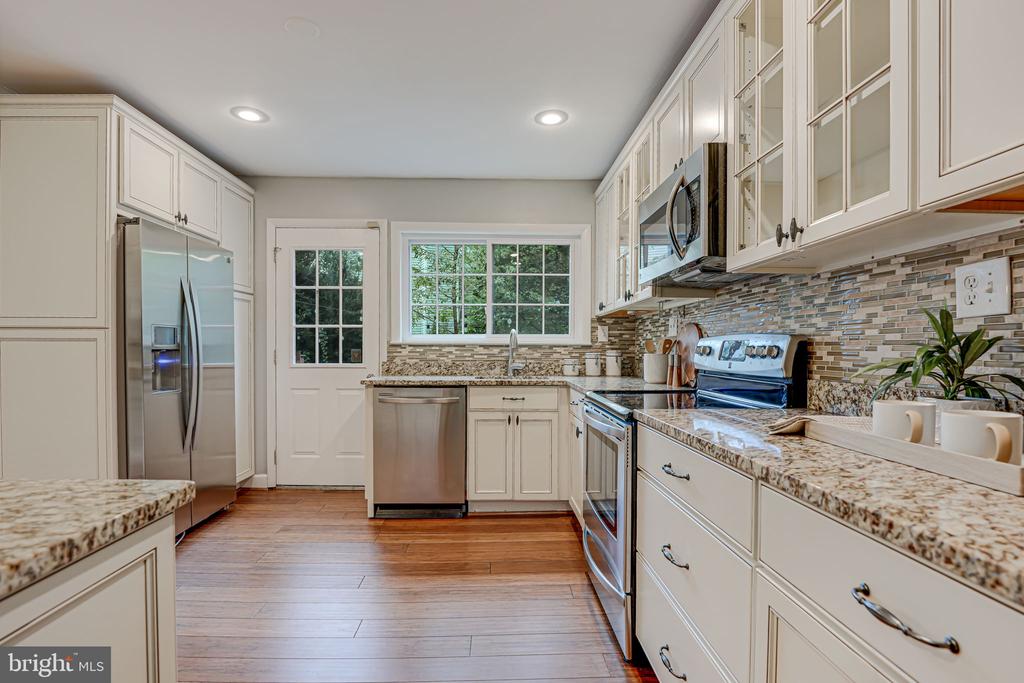 10315 Blake Ln