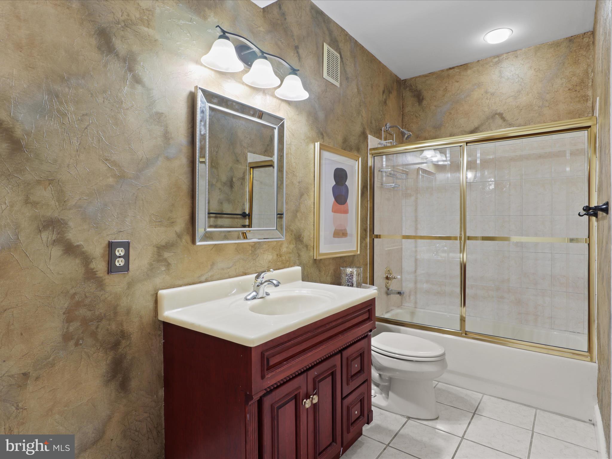 10207 BRITTENFORD DRIVE