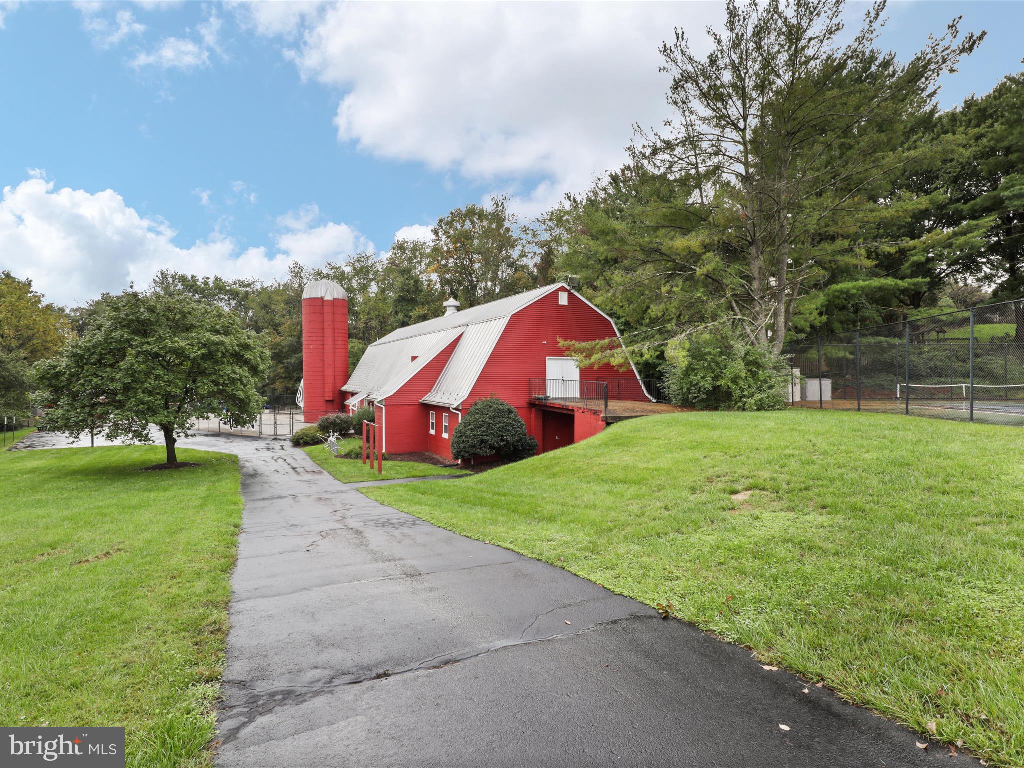 10207 BRITTENFORD DRIVE