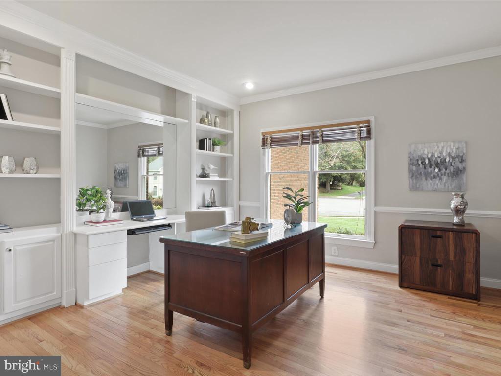 10207 BRITTENFORD DRIVE