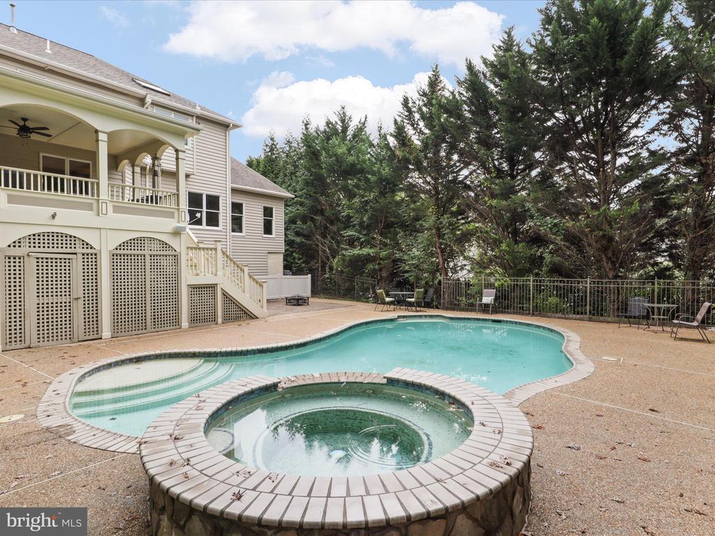 10207 BRITTENFORD DRIVE