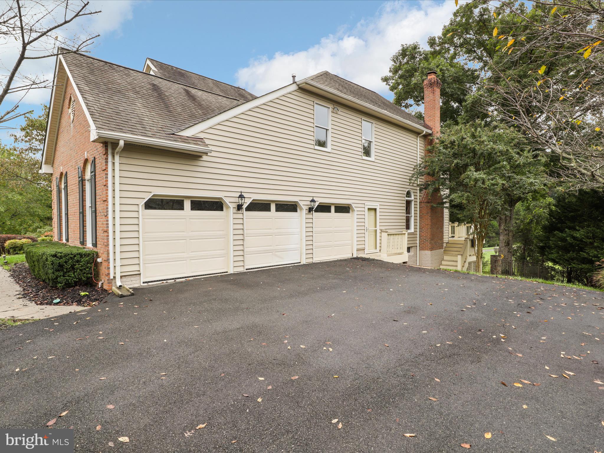 10207 BRITTENFORD DRIVE