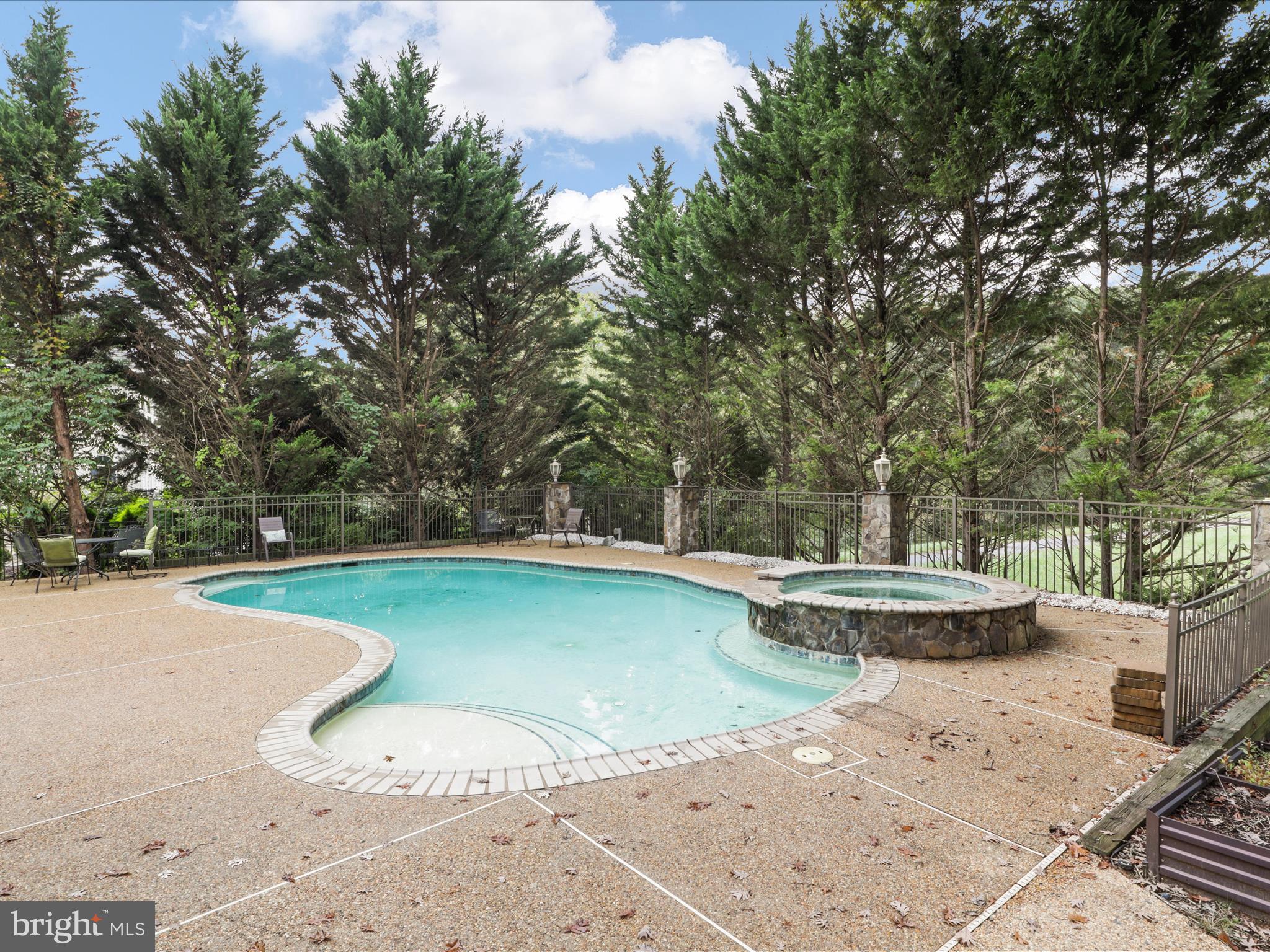 10207 BRITTENFORD DRIVE