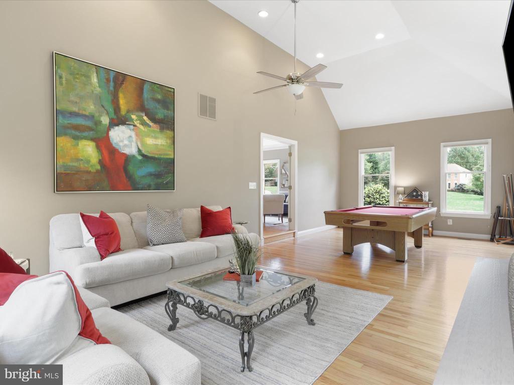 10207 BRITTENFORD DRIVE