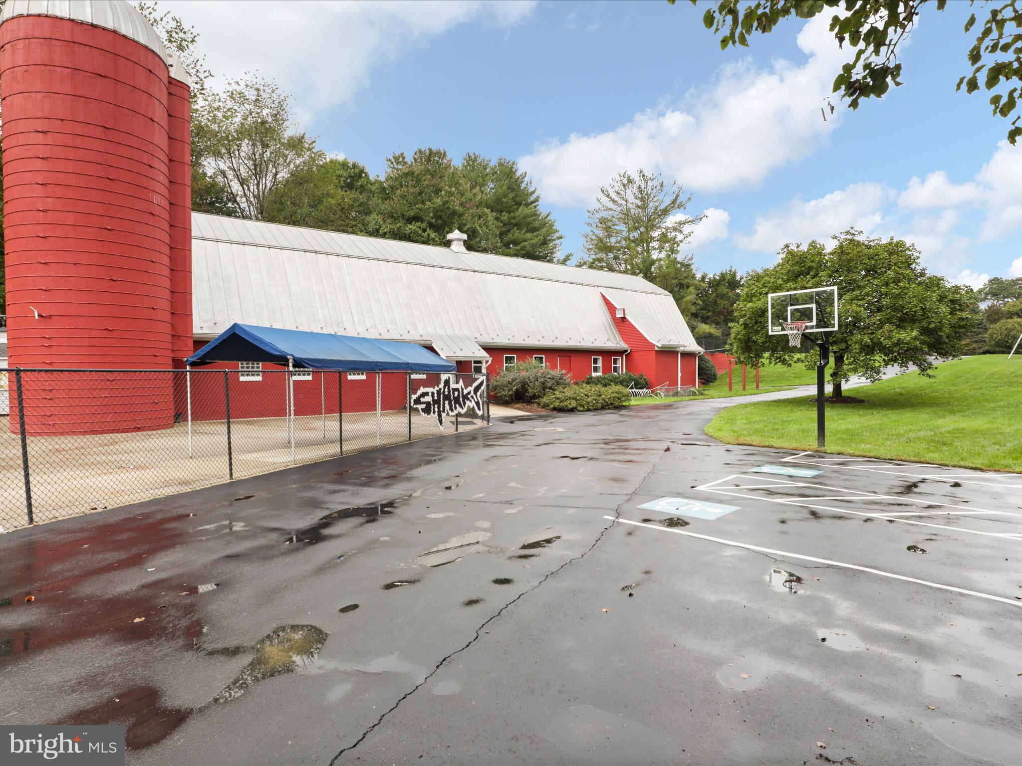 10207 BRITTENFORD DRIVE