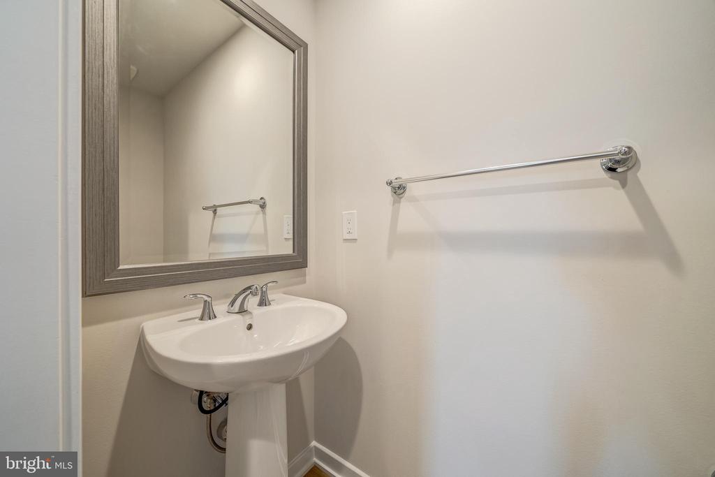 7354 DARTFORD DR #2605