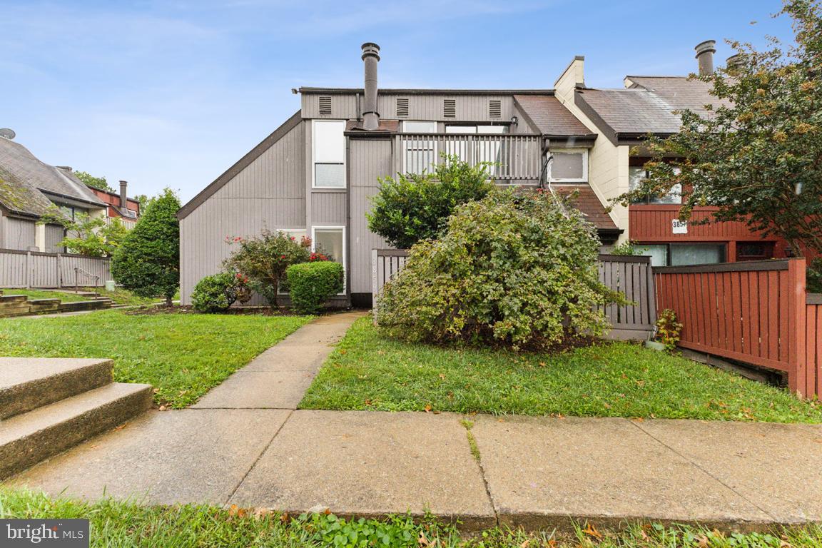 3859 el Camino Pl #2