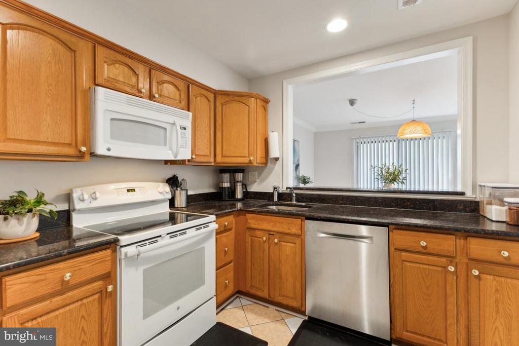 3859 el Camino Pl #2