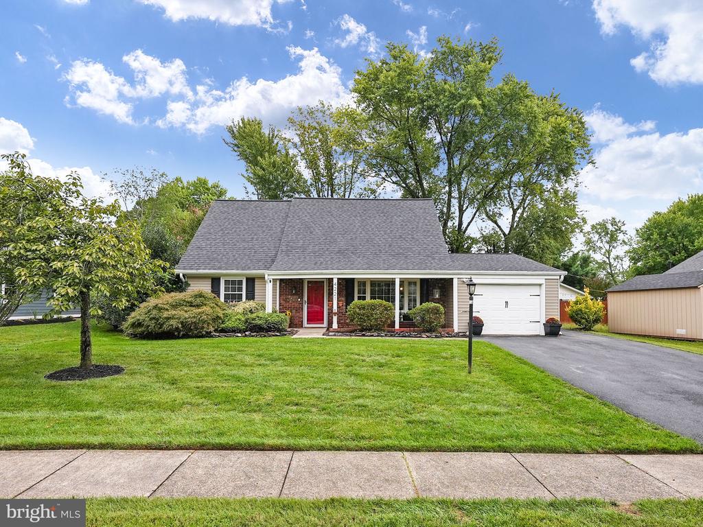 4221 Penner Ln
