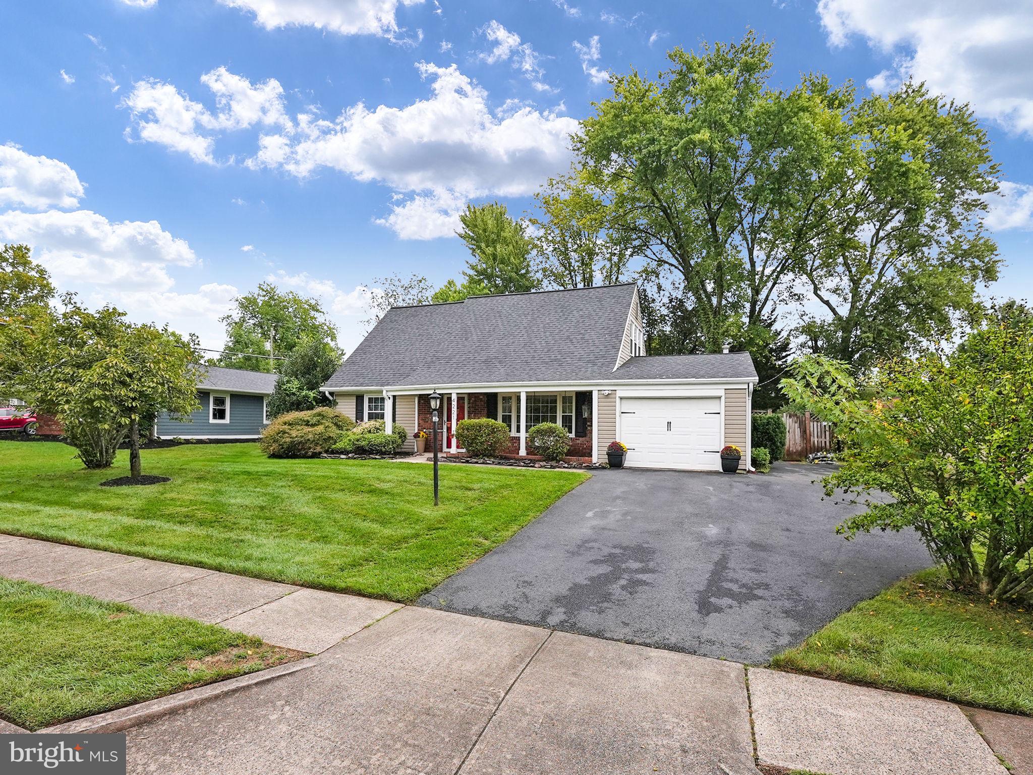 4221 Penner Ln