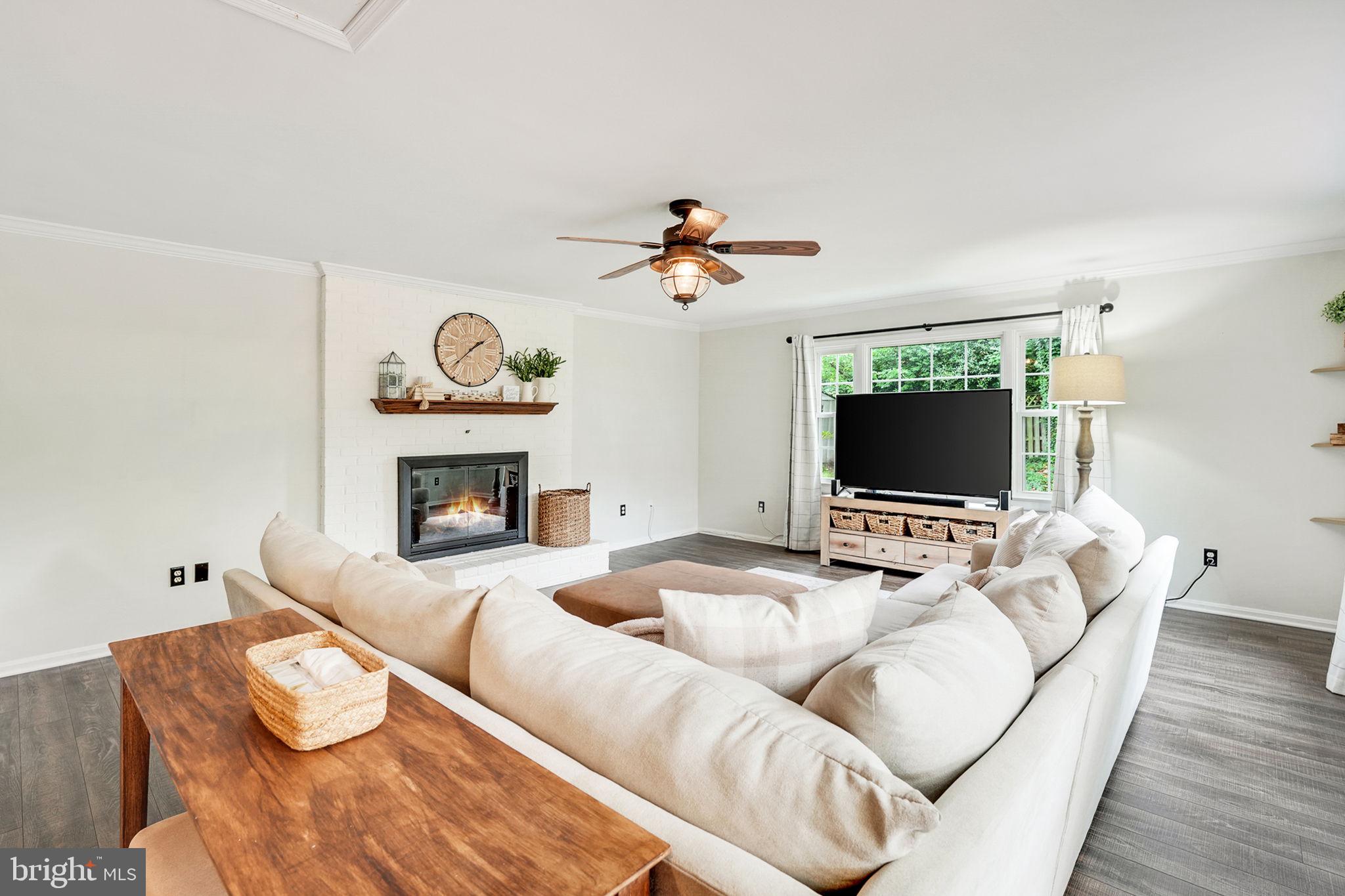 4221 Penner Ln