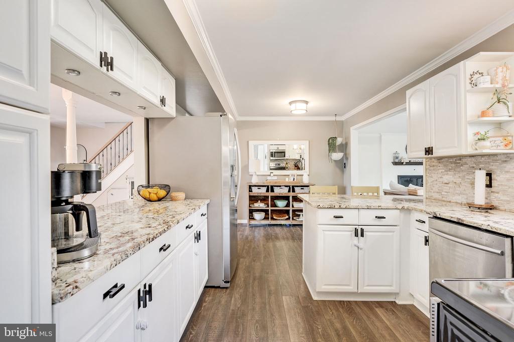 4221 Penner Ln