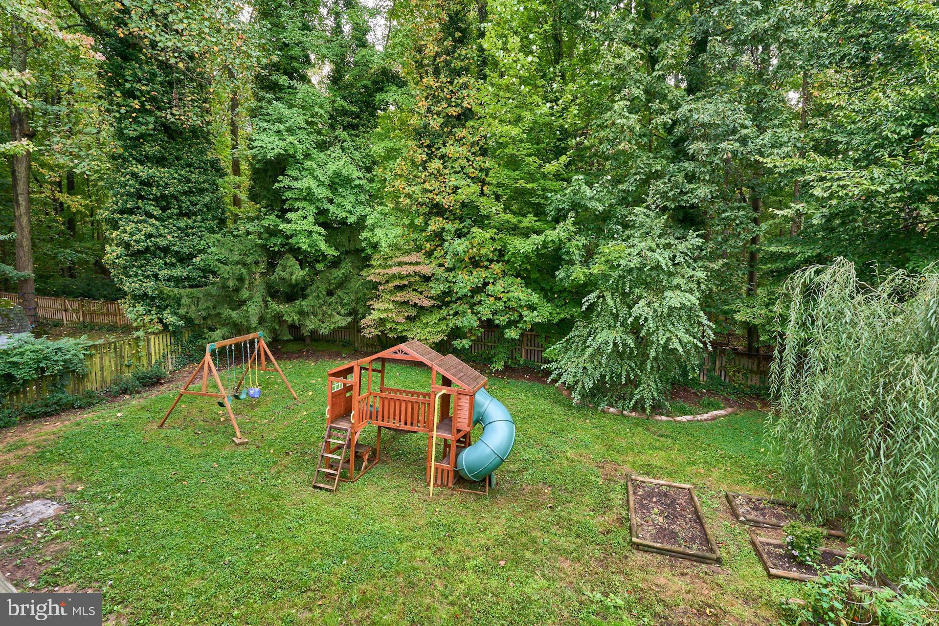 8306 Carrleigh Pkwy