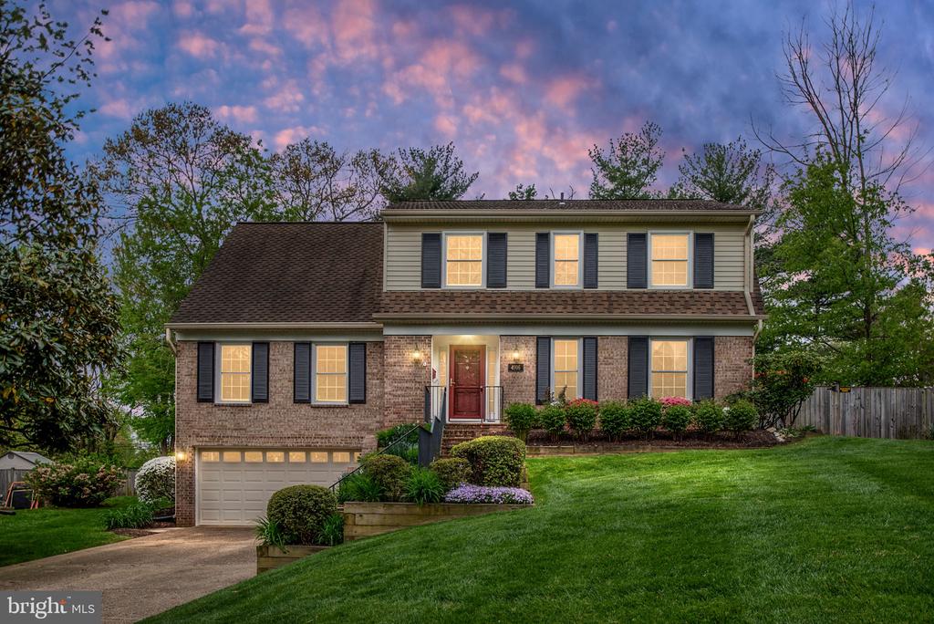 4916 TARHEEL WAY