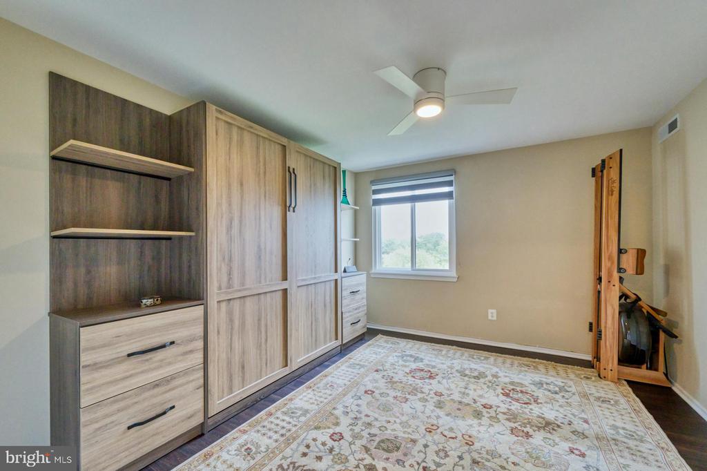 2817 Jermantown Rd #604