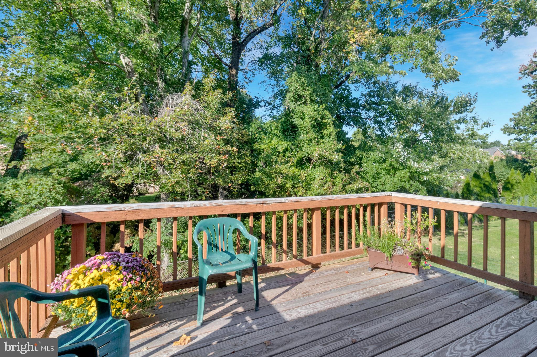 7406 Beverly Manor Dr