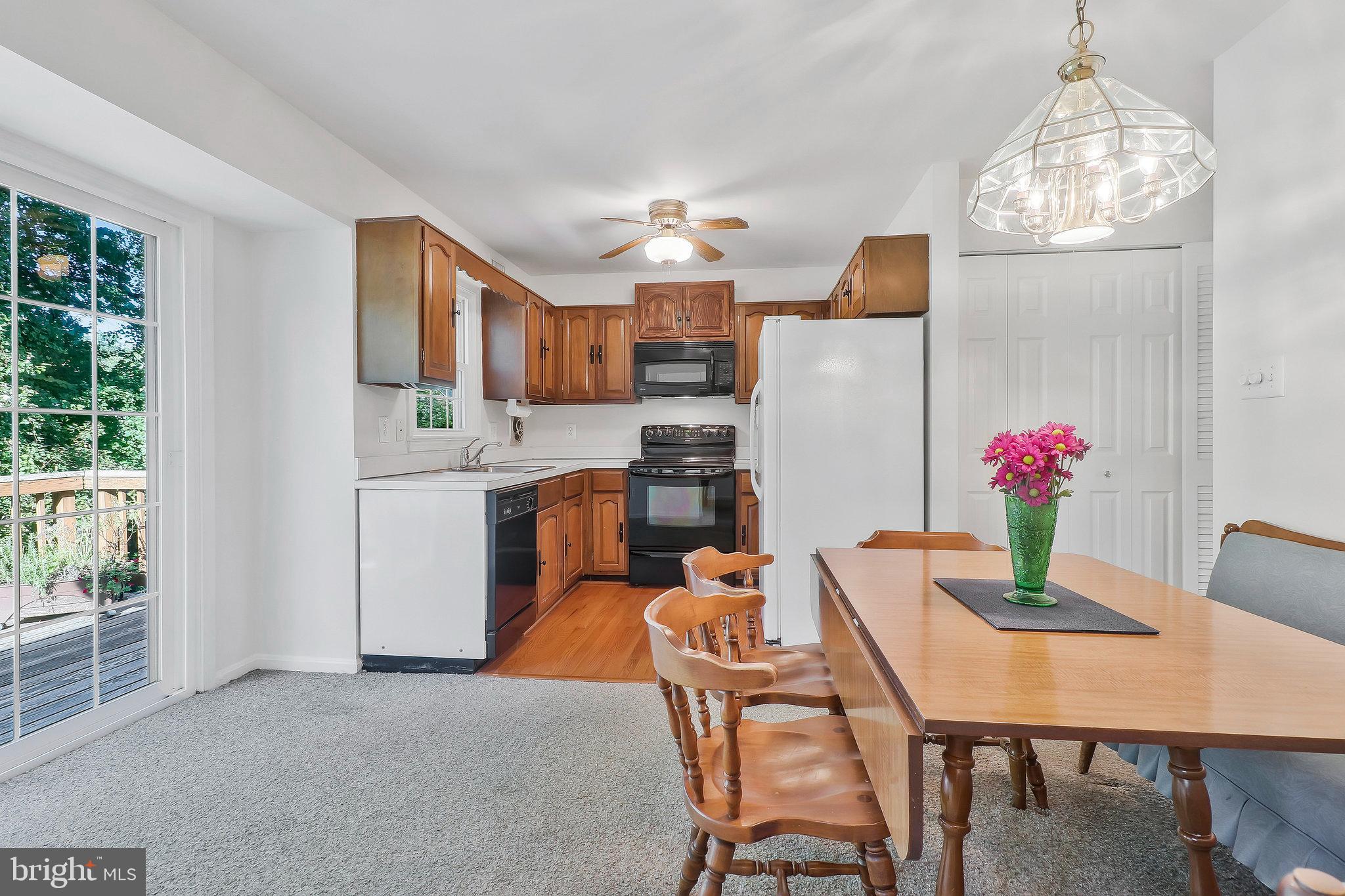 7406 Beverly Manor Dr