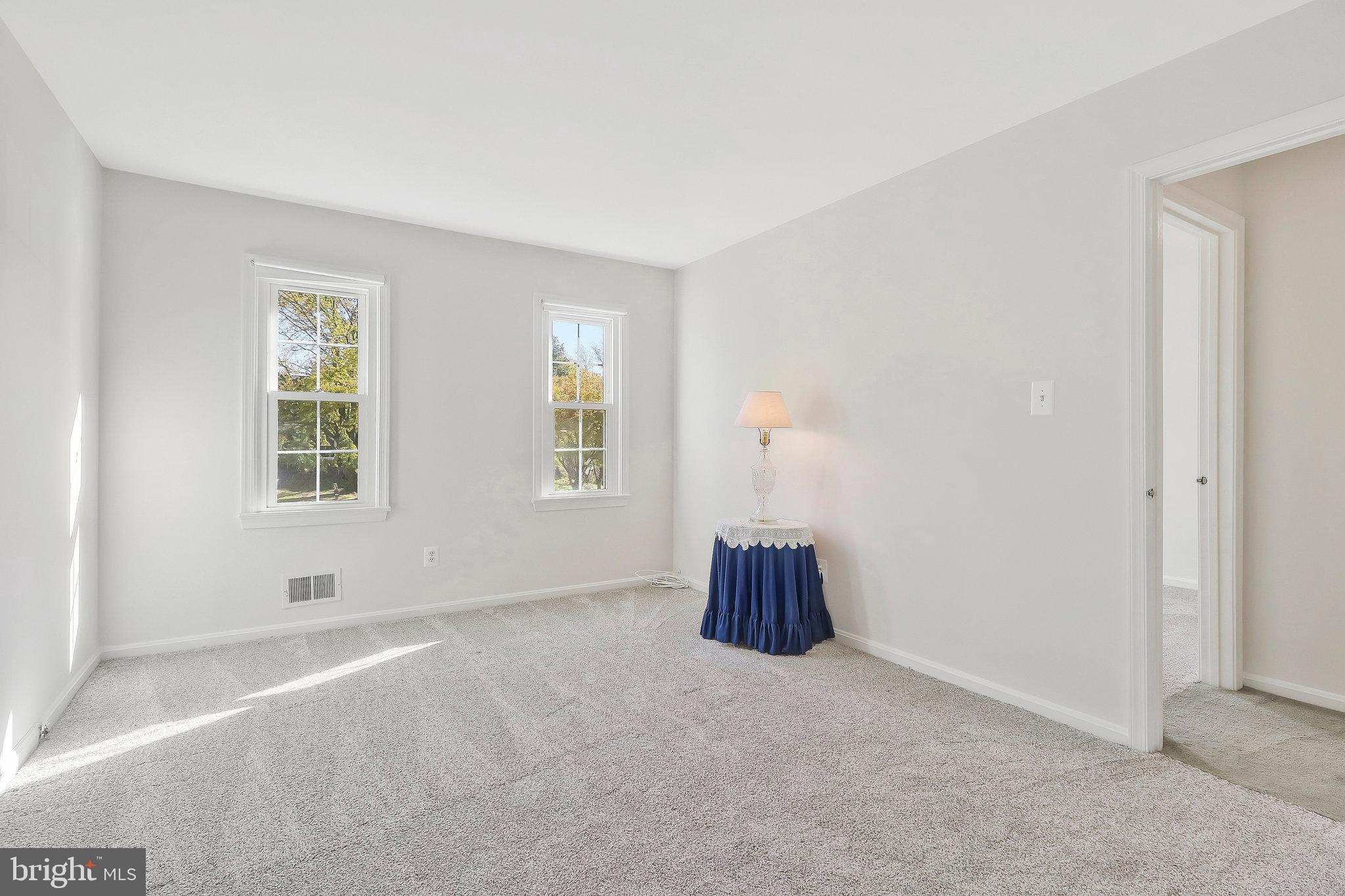 7406 Beverly Manor Dr