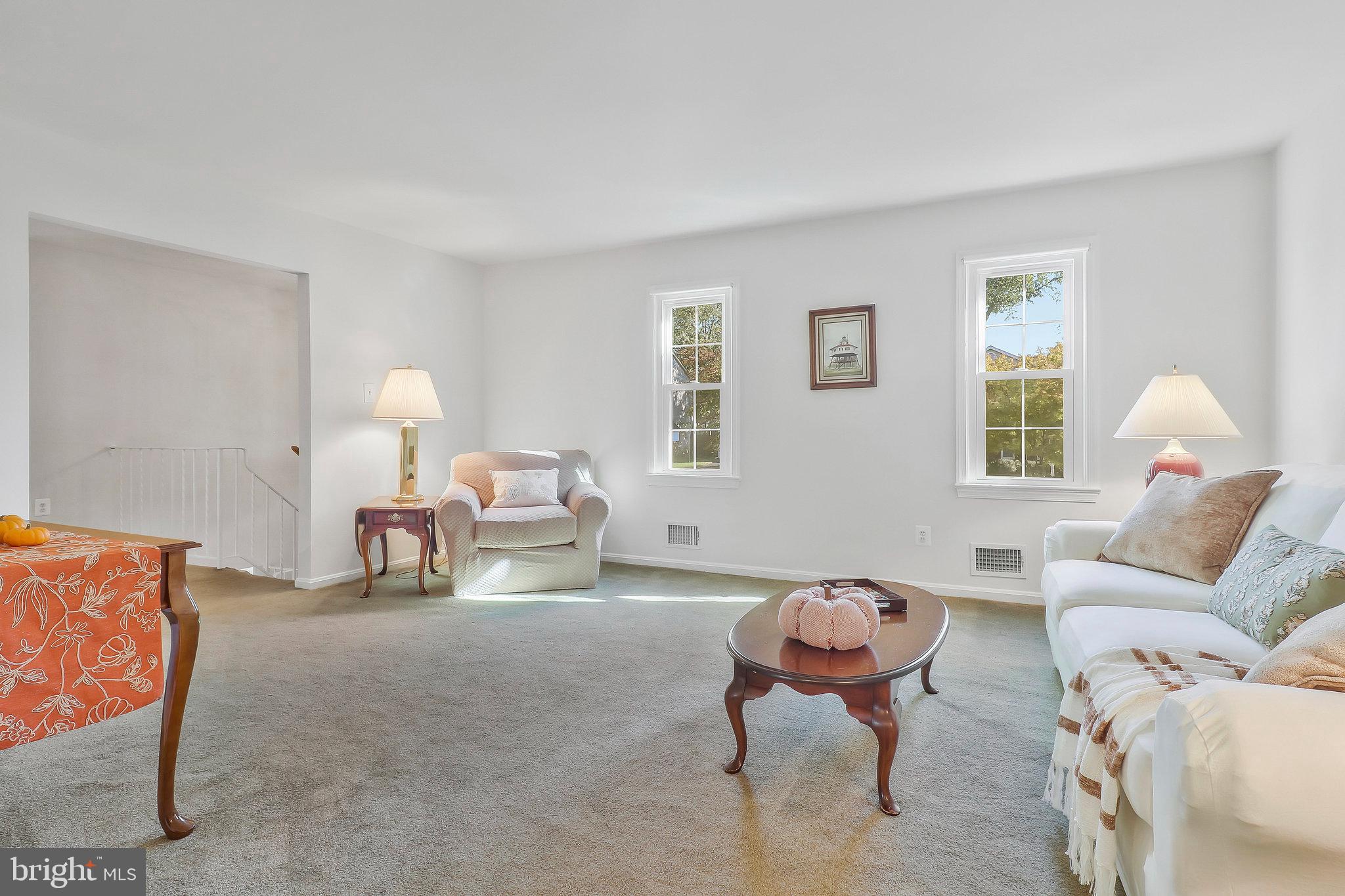 7406 Beverly Manor Dr