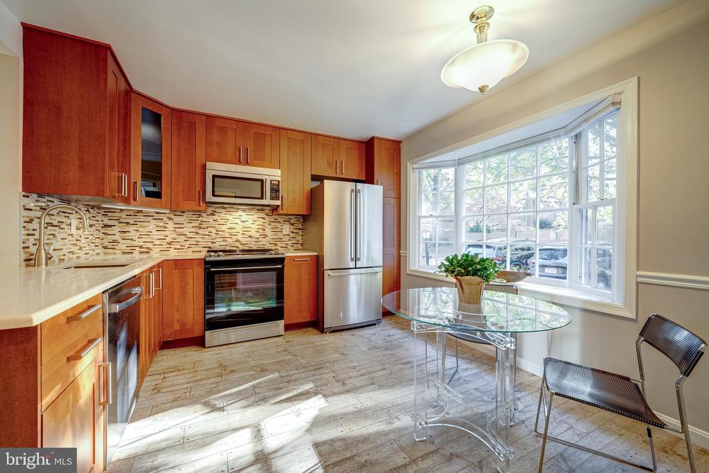9269 BAILEY LANE