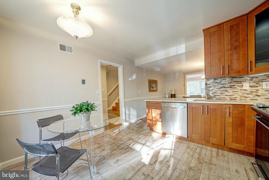 9269 BAILEY LANE