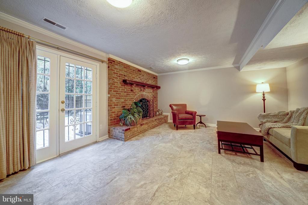 9269 BAILEY LANE