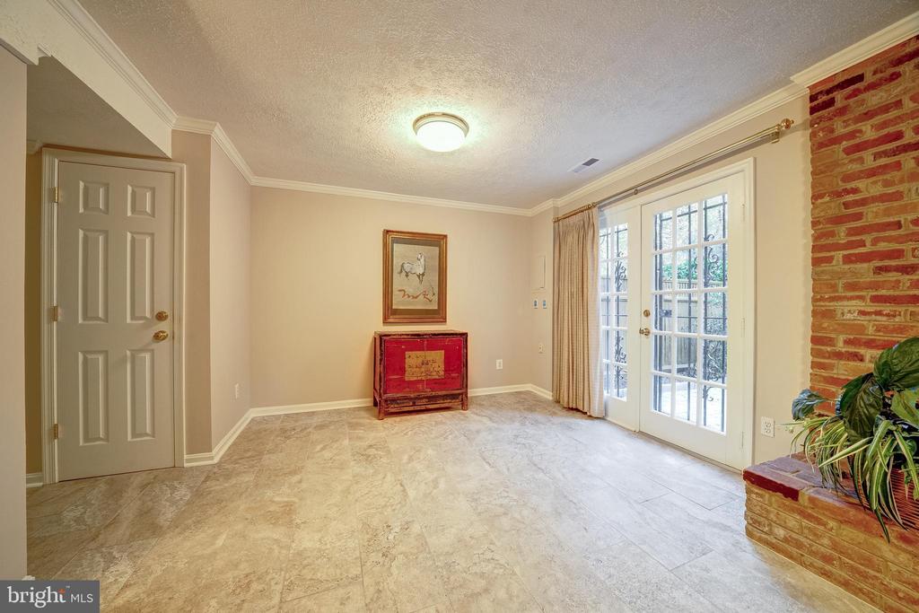 9269 BAILEY LANE