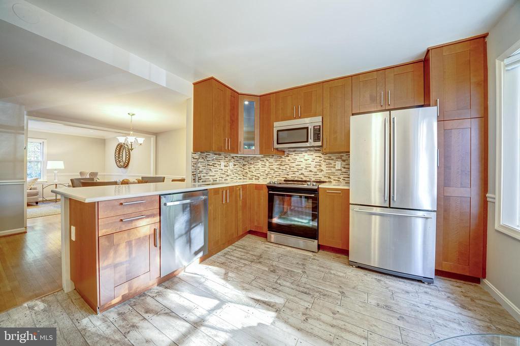 9269 BAILEY LANE