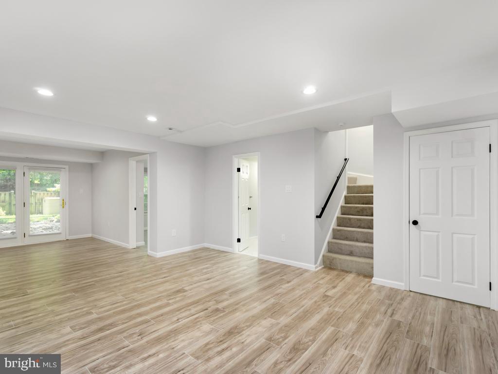 1114 MOOREFIELD CREEK RD SW