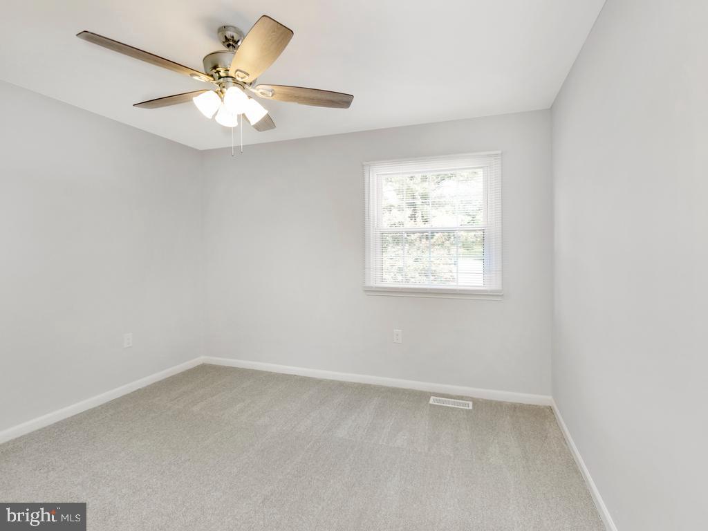 1114 MOOREFIELD CREEK RD SW