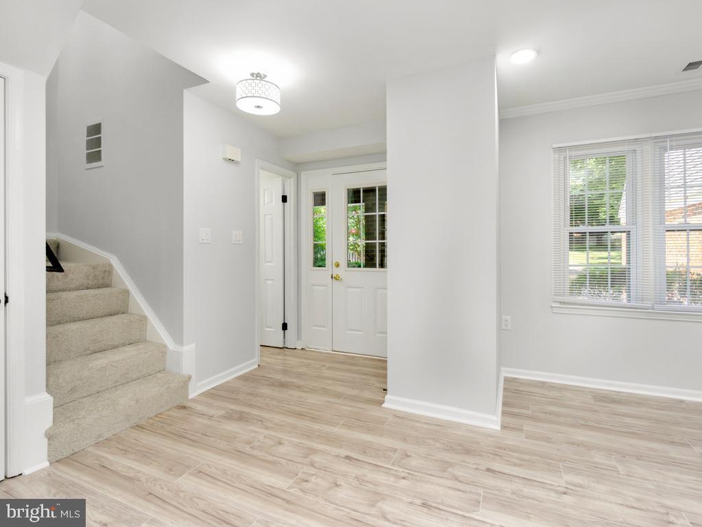 1114 MOOREFIELD CREEK RD SW
